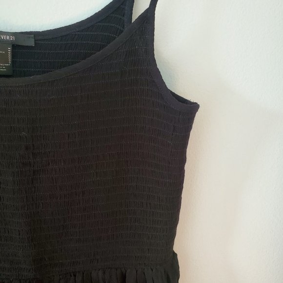 Black smocked mini dress - Picture 4 of 5